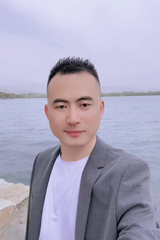 一往情深的第一张照片--华安交友网