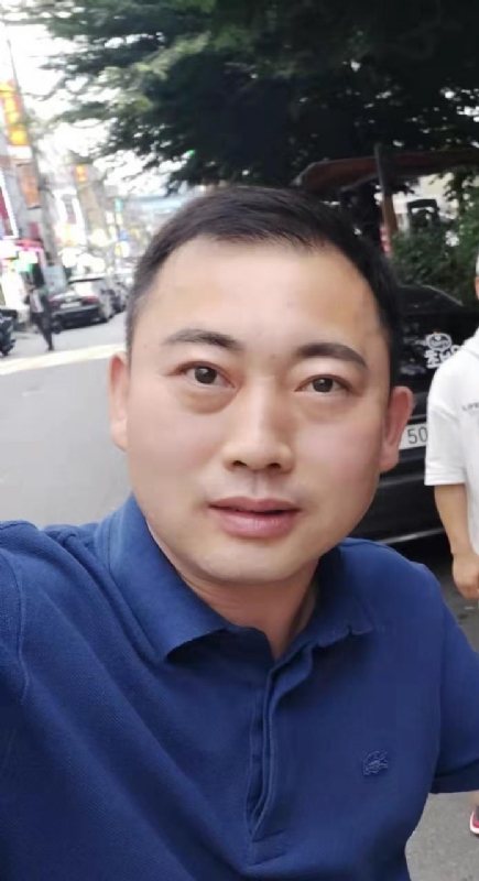 李龙的第一张照片--华安交友网