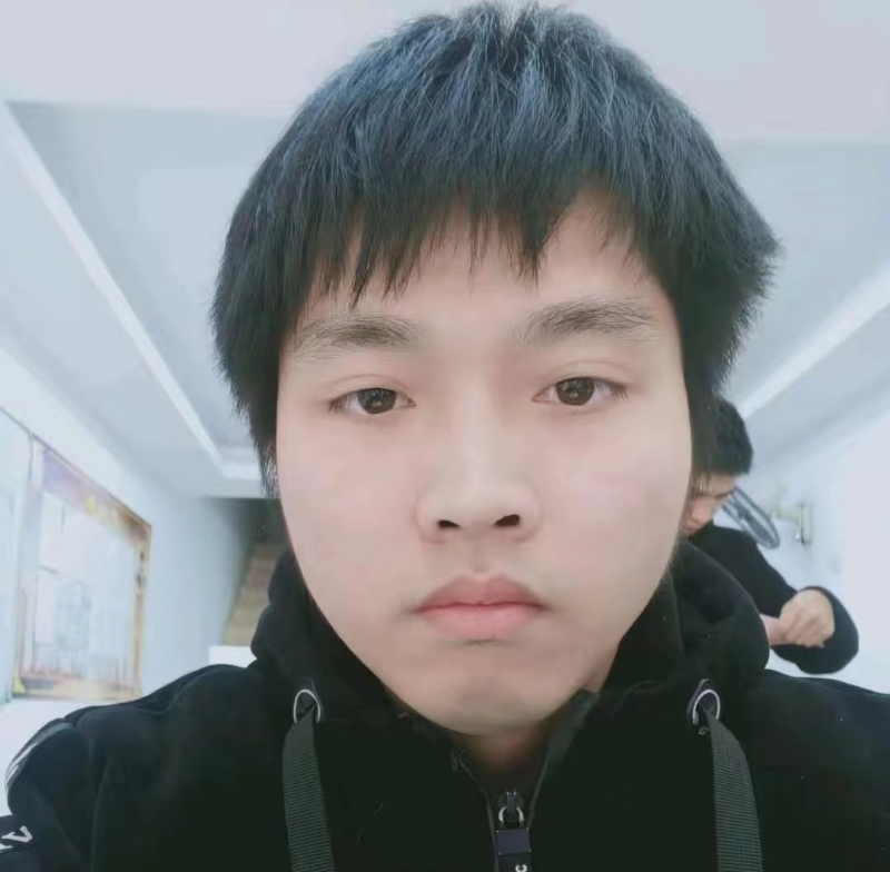 无奋斗不清春的第一张照片--华安交友网