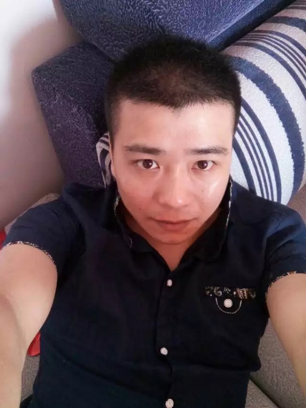 漫步的面包的第一张照片--华安交友网