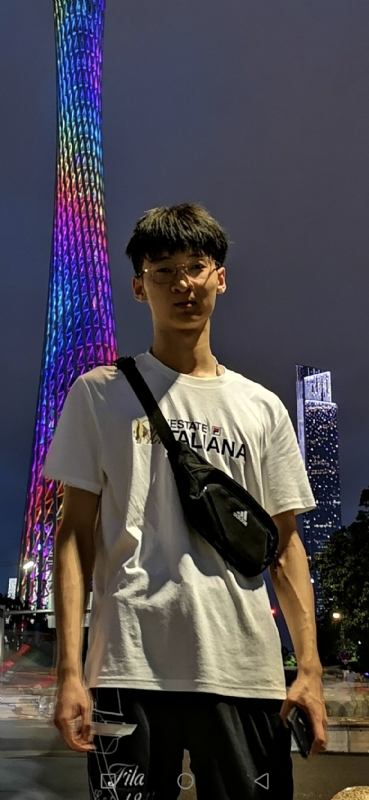 小张的第一张照片--华安交友网