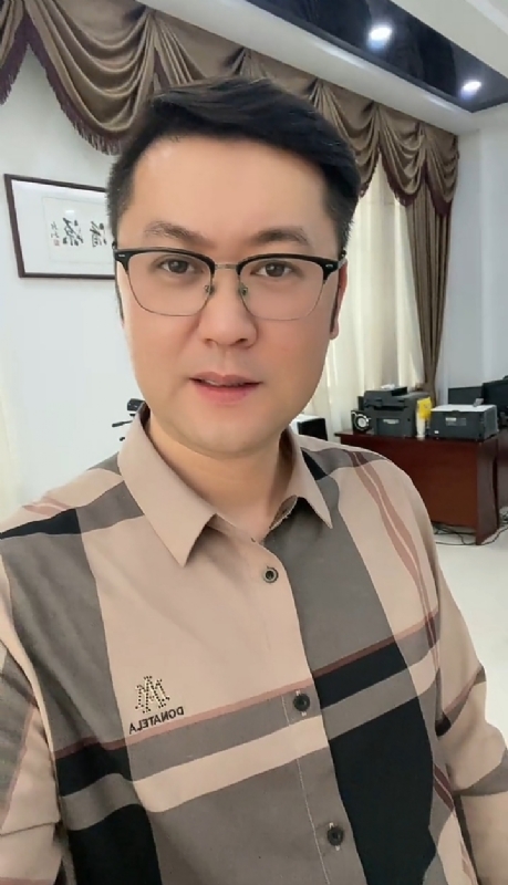 勤勉的第一张照片--华安交友网