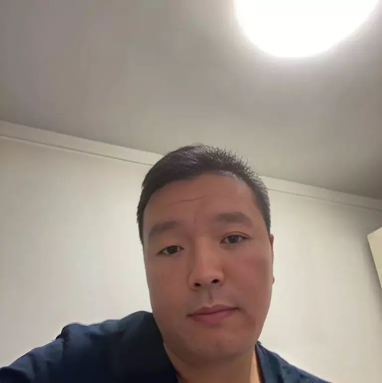 穿唐装的松鼠的第一张照片--华安交友网