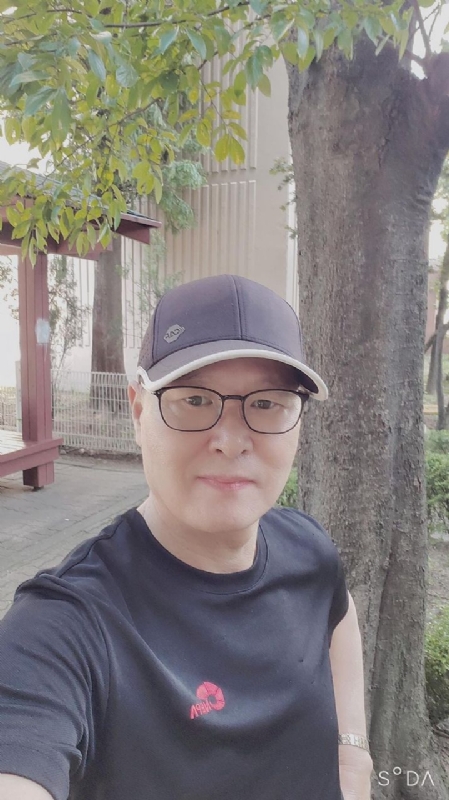 脏尘的第一张照片--华安交友网