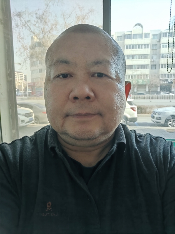 穆萨的第一张照片--华安交友网