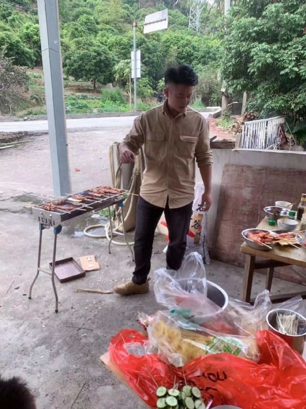 你黑我哟的第一张照片--华安交友网