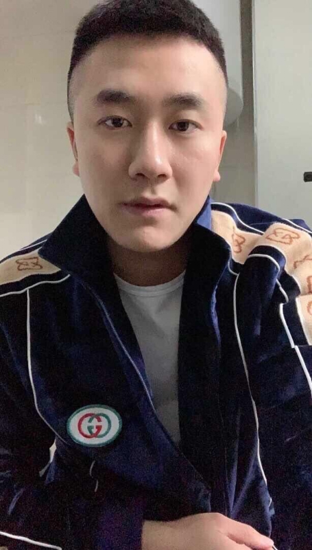 凌毅的第一张照片--华安交友网