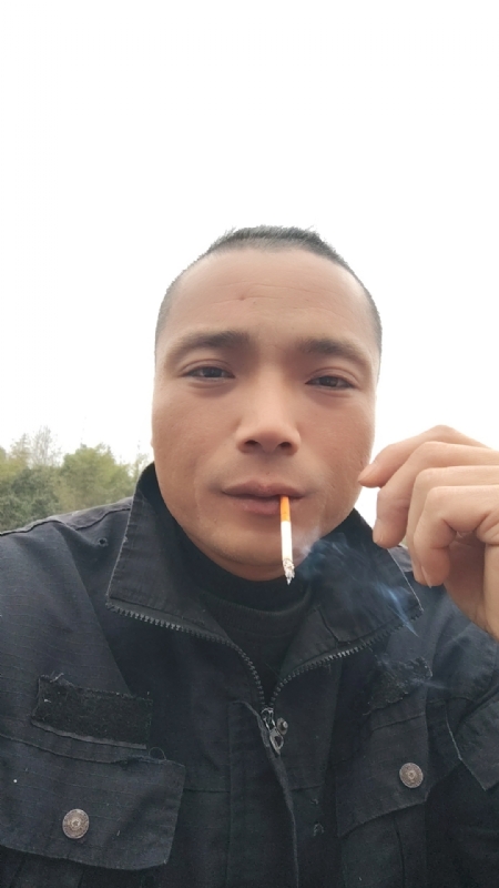 伯爵的第一张照片--华安交友网