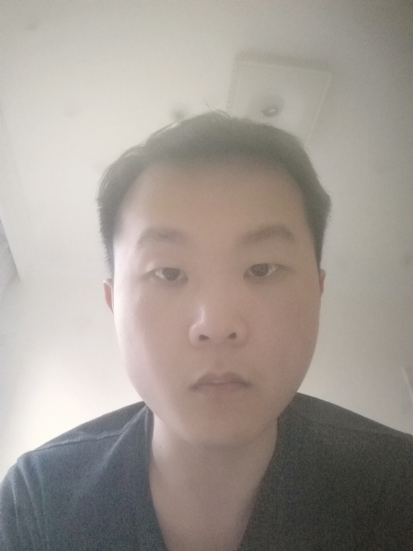 下个瞬间的你的第一张照片--华安交友网