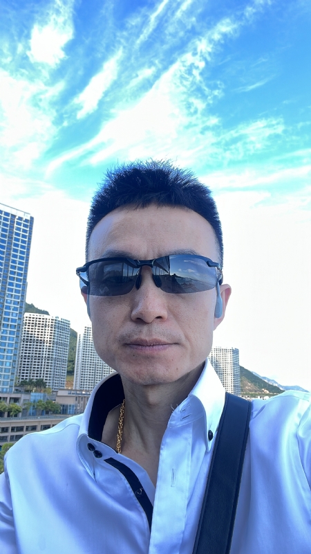 秀丽丝的第一张照片--华安交友网