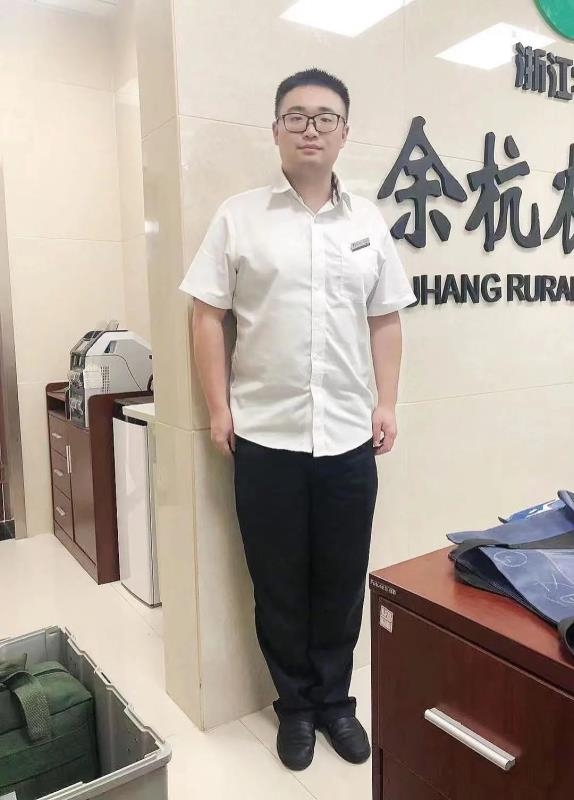 君临天下的第二张照片--华安交友网