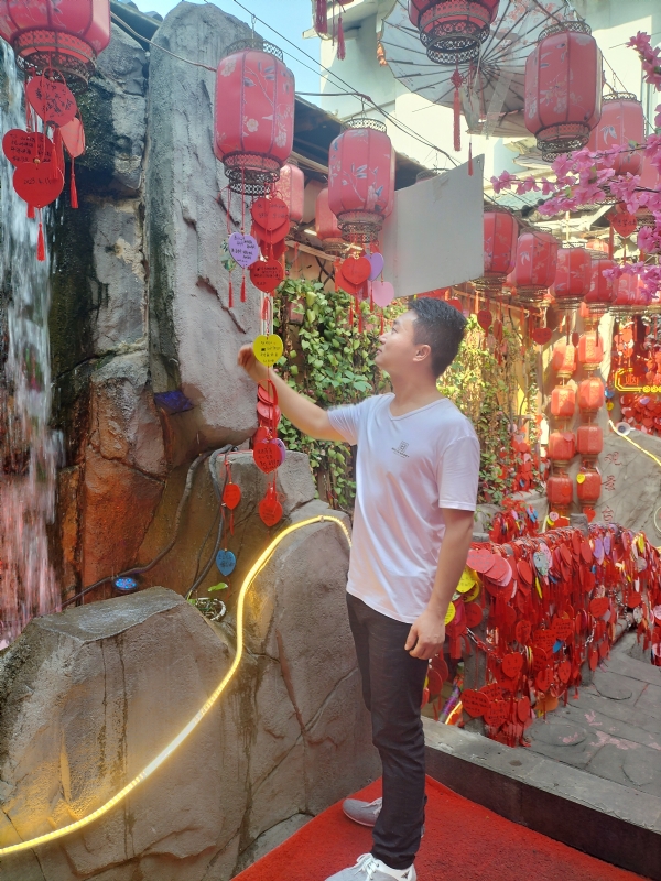 时间不语的第二张照片--华安交友网