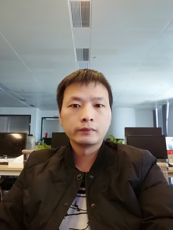 刘堃的第一张照片--华安交友网