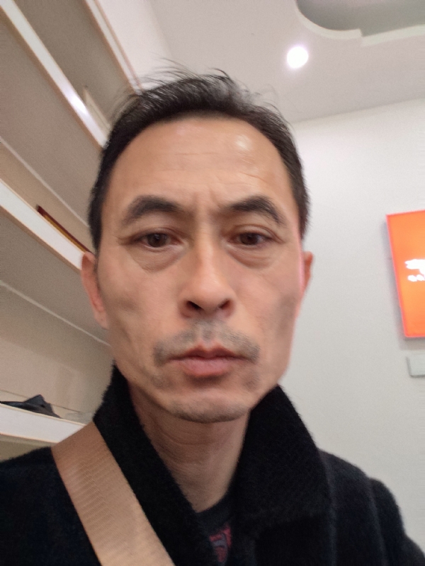 清晨阳光的第一张照片--华安交友网