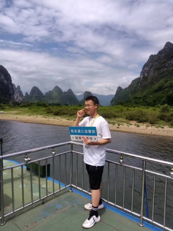 决胜时刻的第三张照片--华安交友网