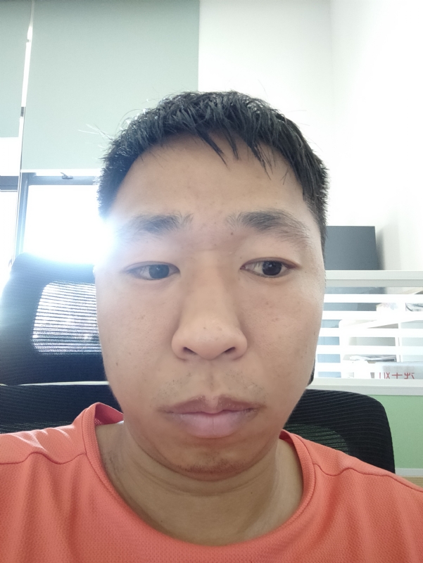 龚先生的第一张照片--华安交友网