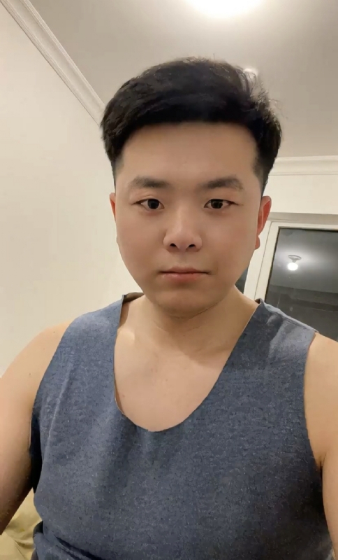 小爷们的第一张照片--华安交友网