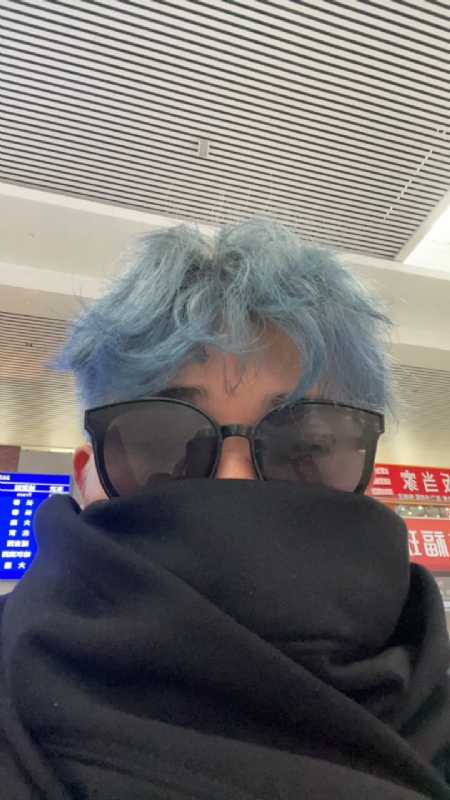 平行线的第一张照片--华安交友网