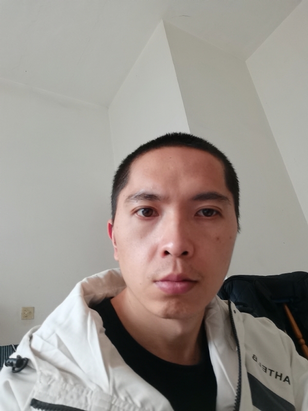 至诚的第一张照片--华安交友网