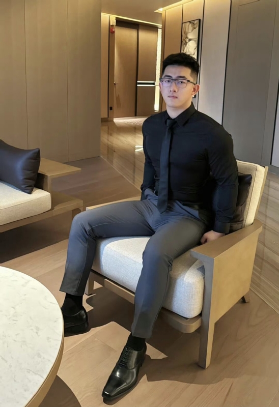 李寒外改英文可家的第一张照片--华安交友网