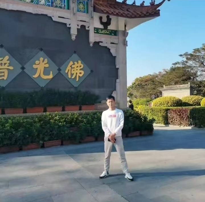 星艺的第一张照片--华安交友网